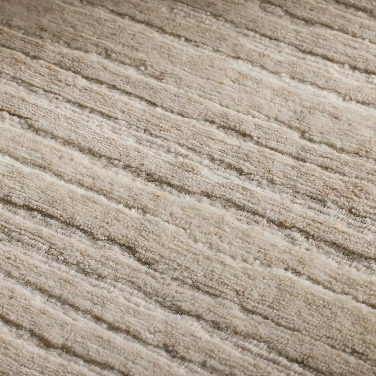 Novra Hand Tufted Round Wool Rug in Natural Palette Carpet Minimalist Natural Wood Grain Style