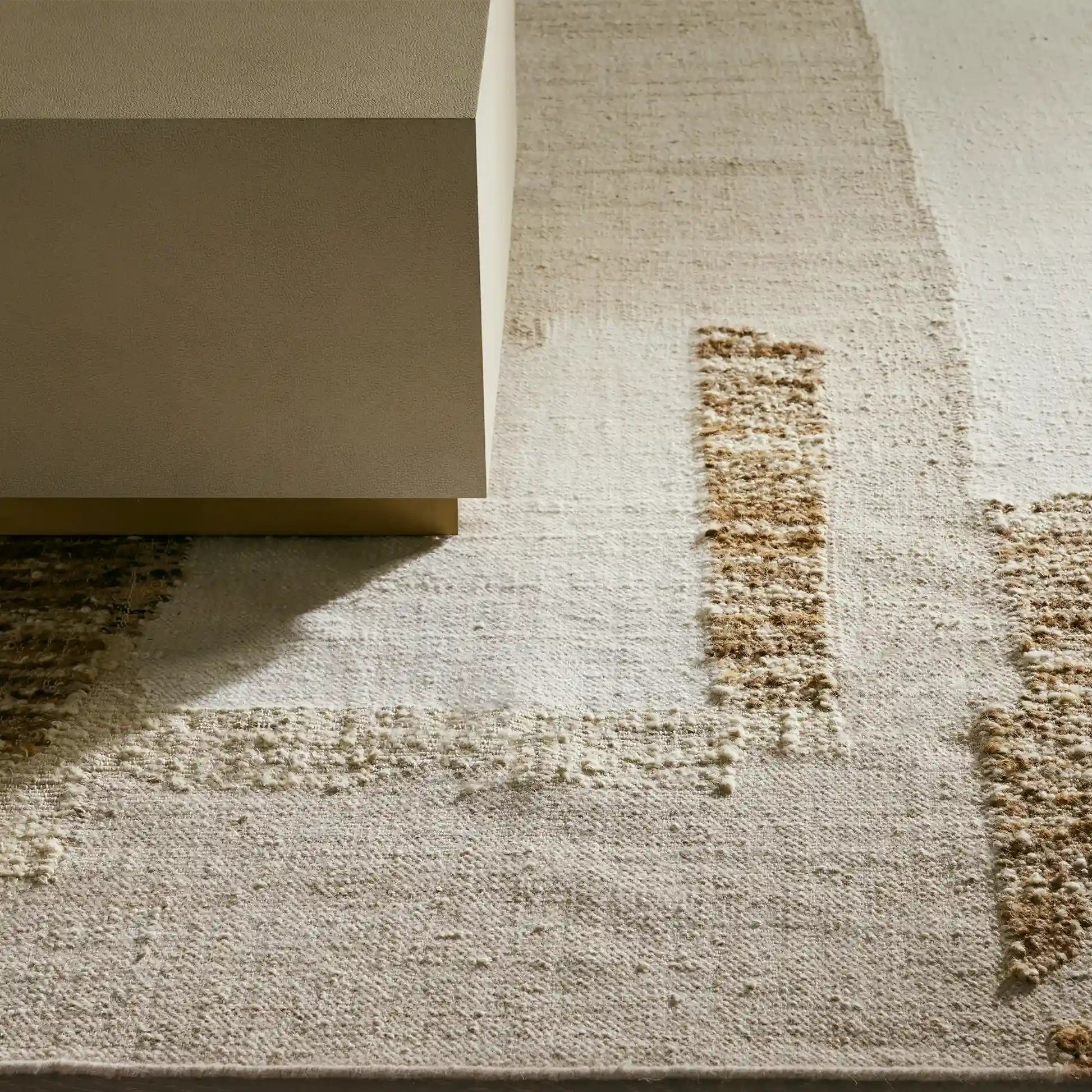 Briora Naturwollteppich Abstrakte Muster & Naturtöne Teppich Moderne Schlichtheit Bohème-Collage Strukturierter Stil