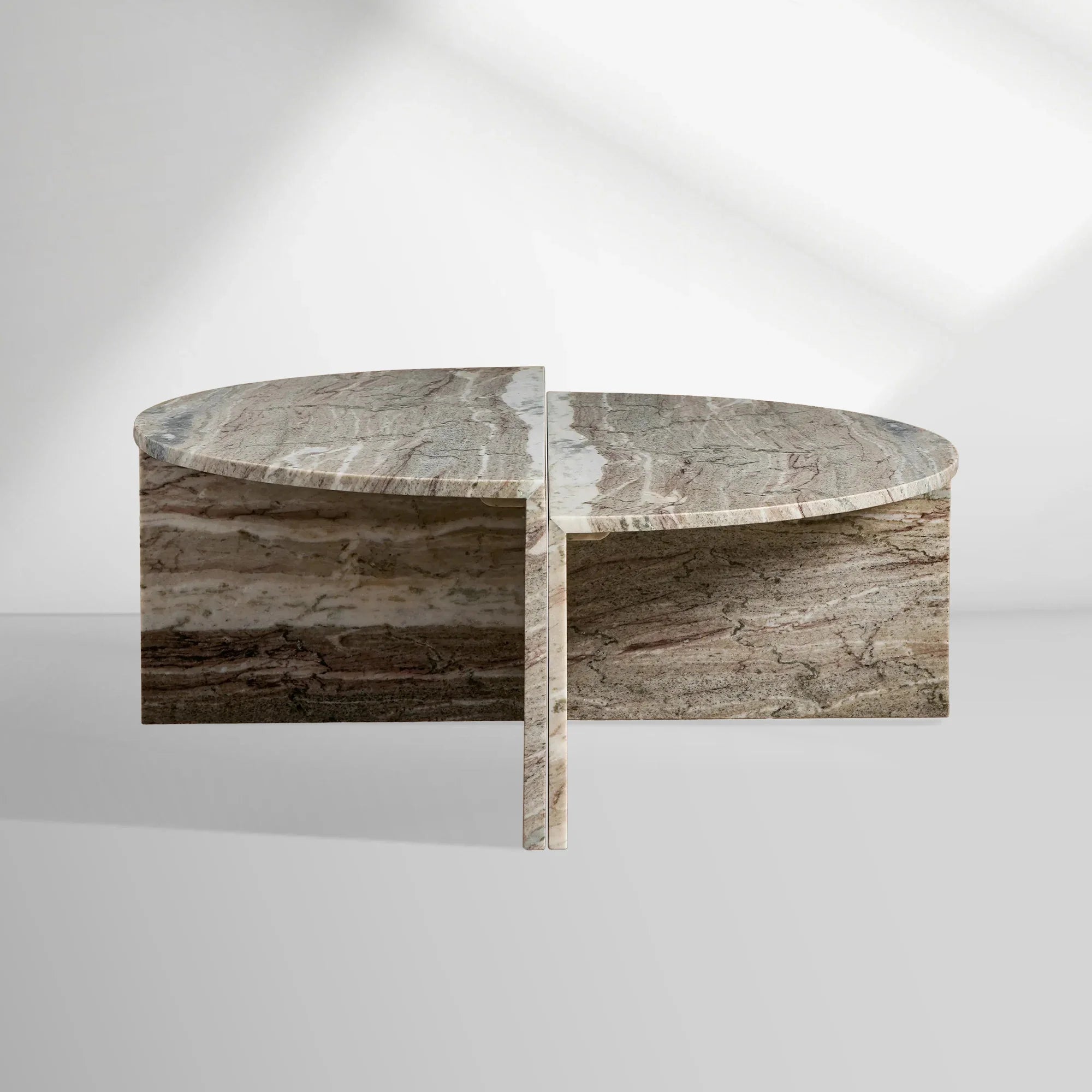 Riggs Modularer runder Couchtisch aus Marmor mit runder Cocktailtischplatte aus Naturmarmor, Sofa-Beistelltisch