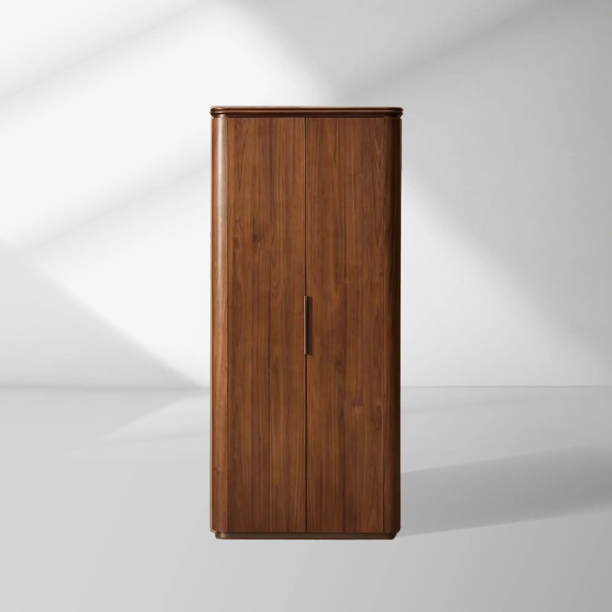 Hoher Aufbewahrungsschrank von Caden Wood, Vitrine aus Walnussholz, Esszimmerschrank, Eingangsbereich, Geschirrschrank