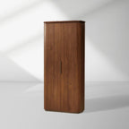 Hoher Aufbewahrungsschrank von Caden Wood, Vitrine aus Walnussholz, Esszimmerschrank, Eingangsbereich, Geschirrschrank