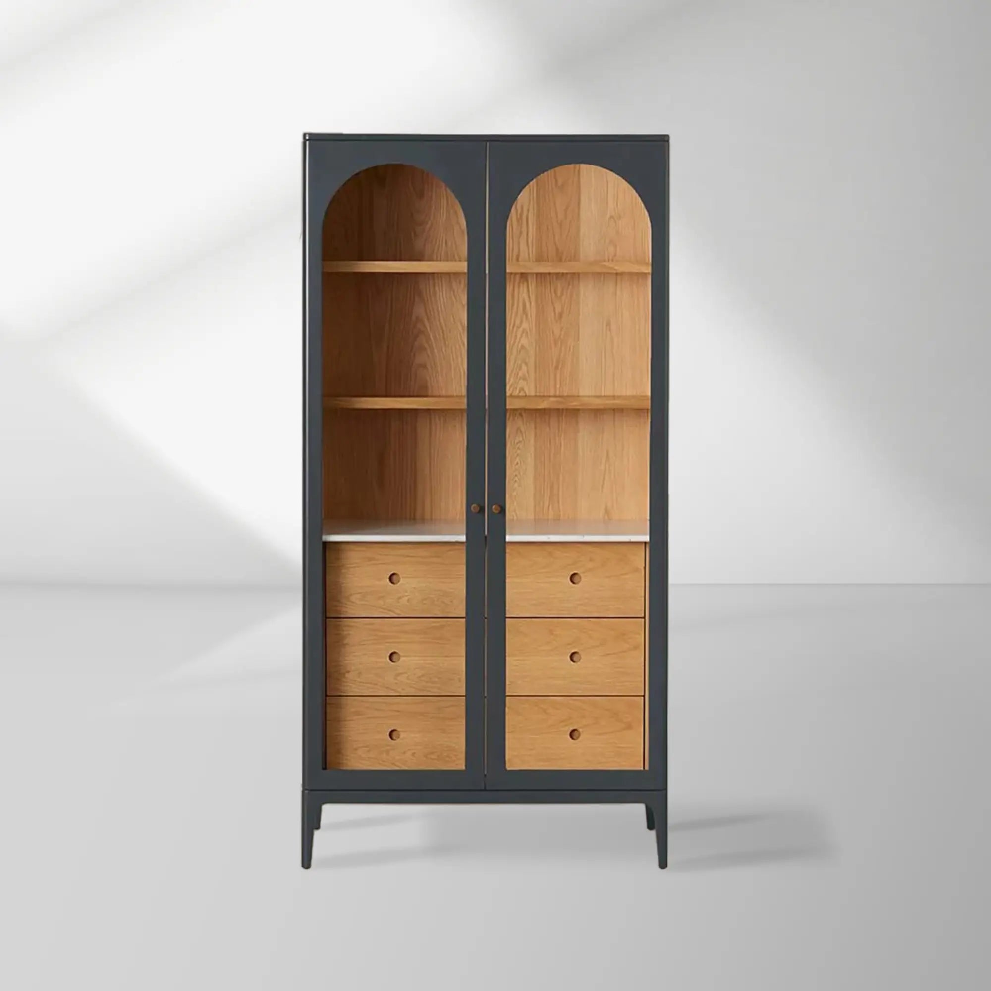 Linley Eichenholz-Hochvitrine mit Glastüren und Schubladen 