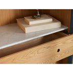 Linley Eichenholz-Hochvitrine mit Glastüren und Schubladen 