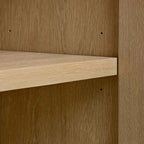 Nason Modularer hoher Eichenschrank für moderne Wohnzimmer mit großen Schließfächern