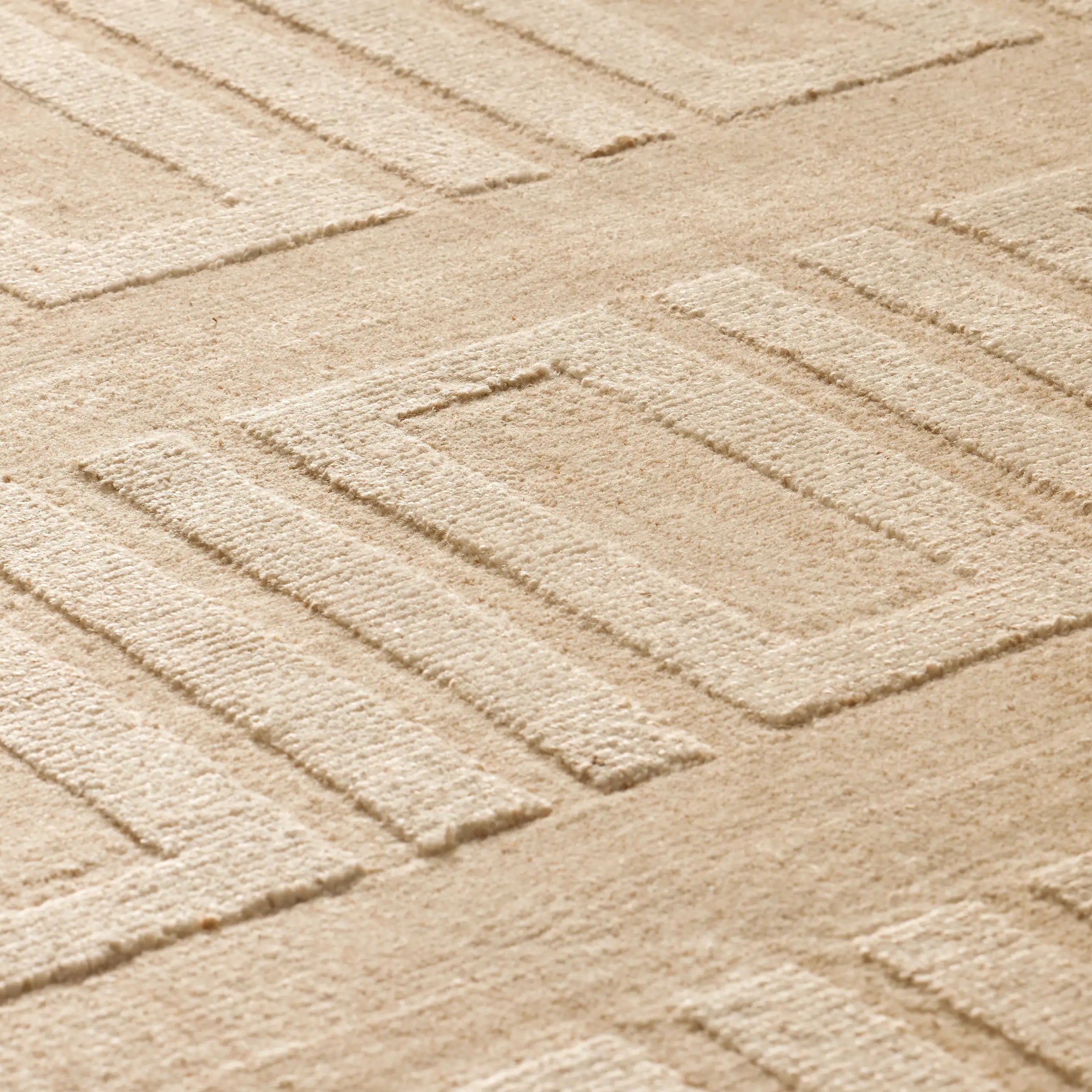 Beo Hand-Knotted Rug Elegant & Modern Minimalist Style Carpet