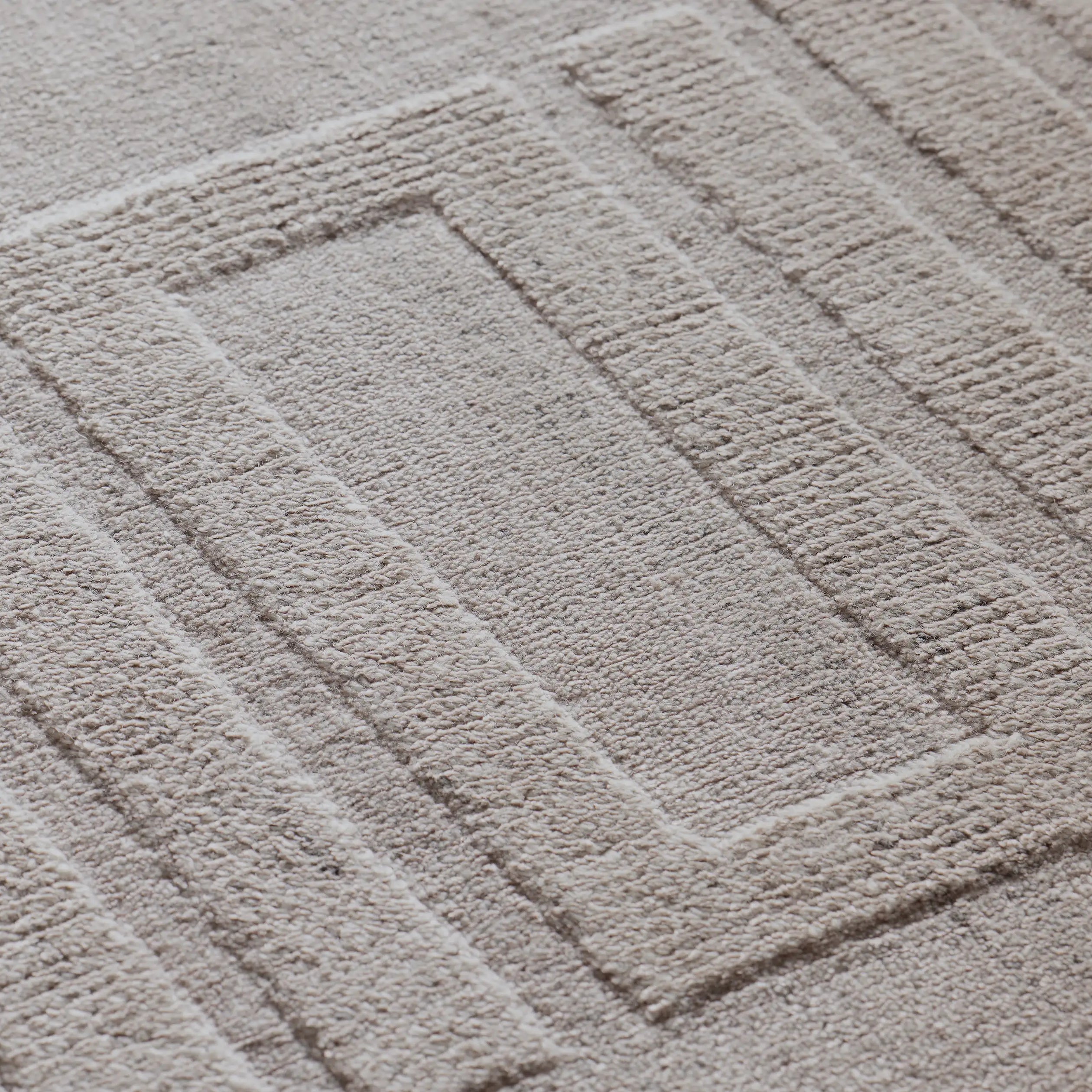 Beo Hand-Knotted Rug Elegant & Modern Minimalist Style Carpet