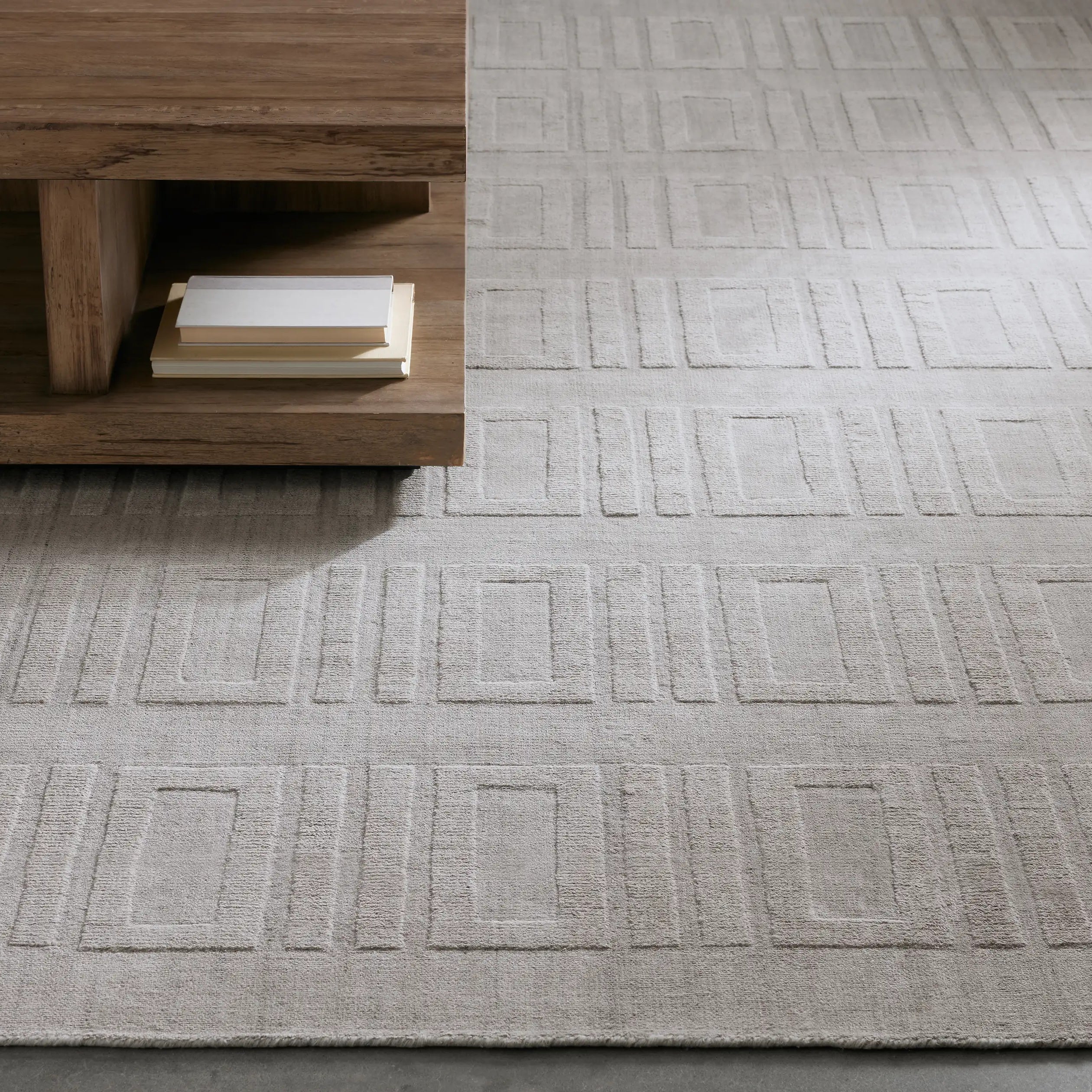 Beo Hand-Knotted Rug Elegant & Modern Minimalist Style Carpet