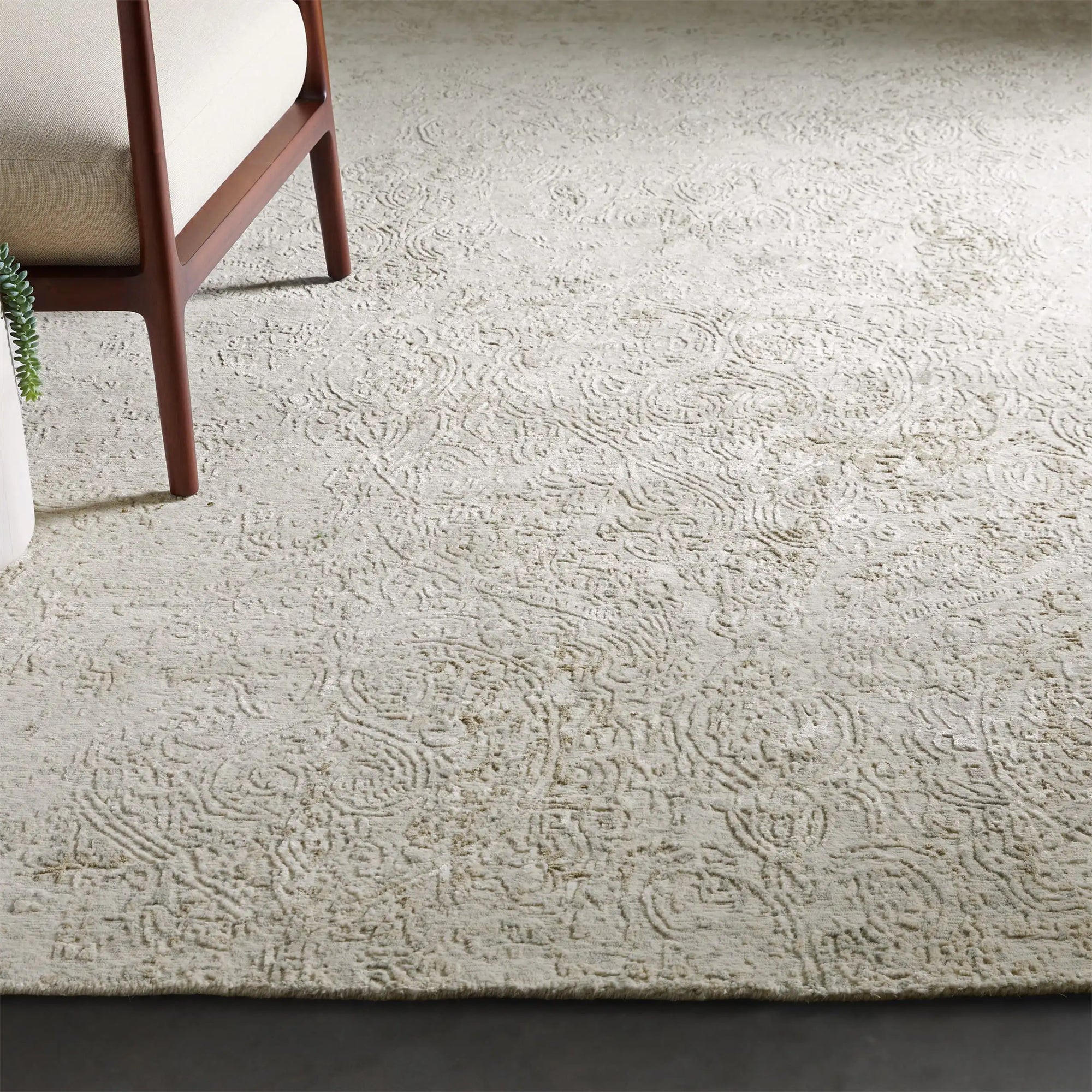 Zealand Hand-Knotted Rug Modern Color Palette and Floral Brocade Pattern Carpet