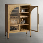 Hattie Holz-Barschrank, niedriger Weinschrank im Mid-Century-Modern-Stil aus Eiche