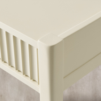 Lewis Couchtisch aus Massivholz, Sofa-Beistelltisch mit geriffelten Schubladen