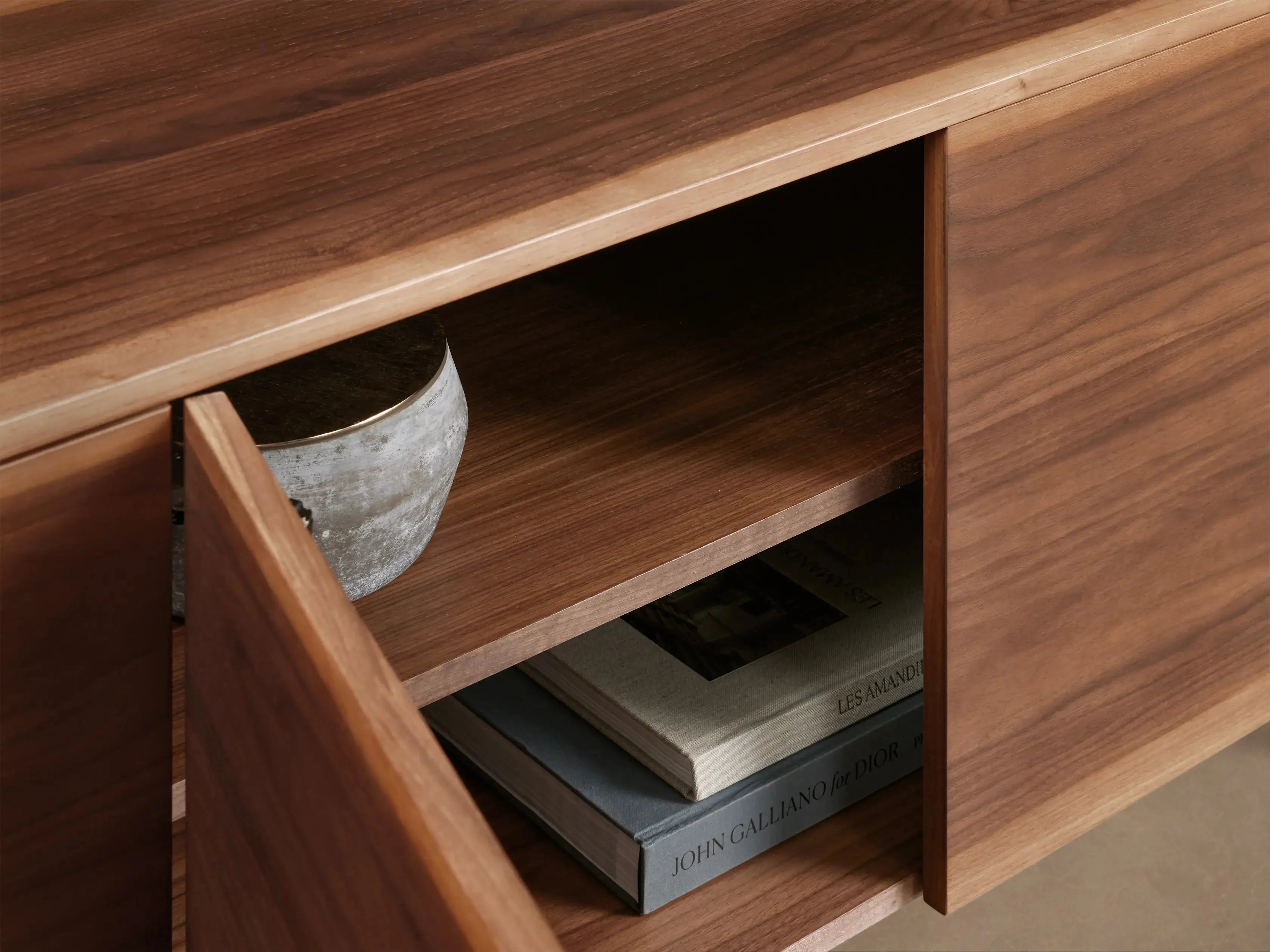 Mihaela Oak Media Console Wood Entertainment Centers Modern Retro TV Stands Storage Cabinet