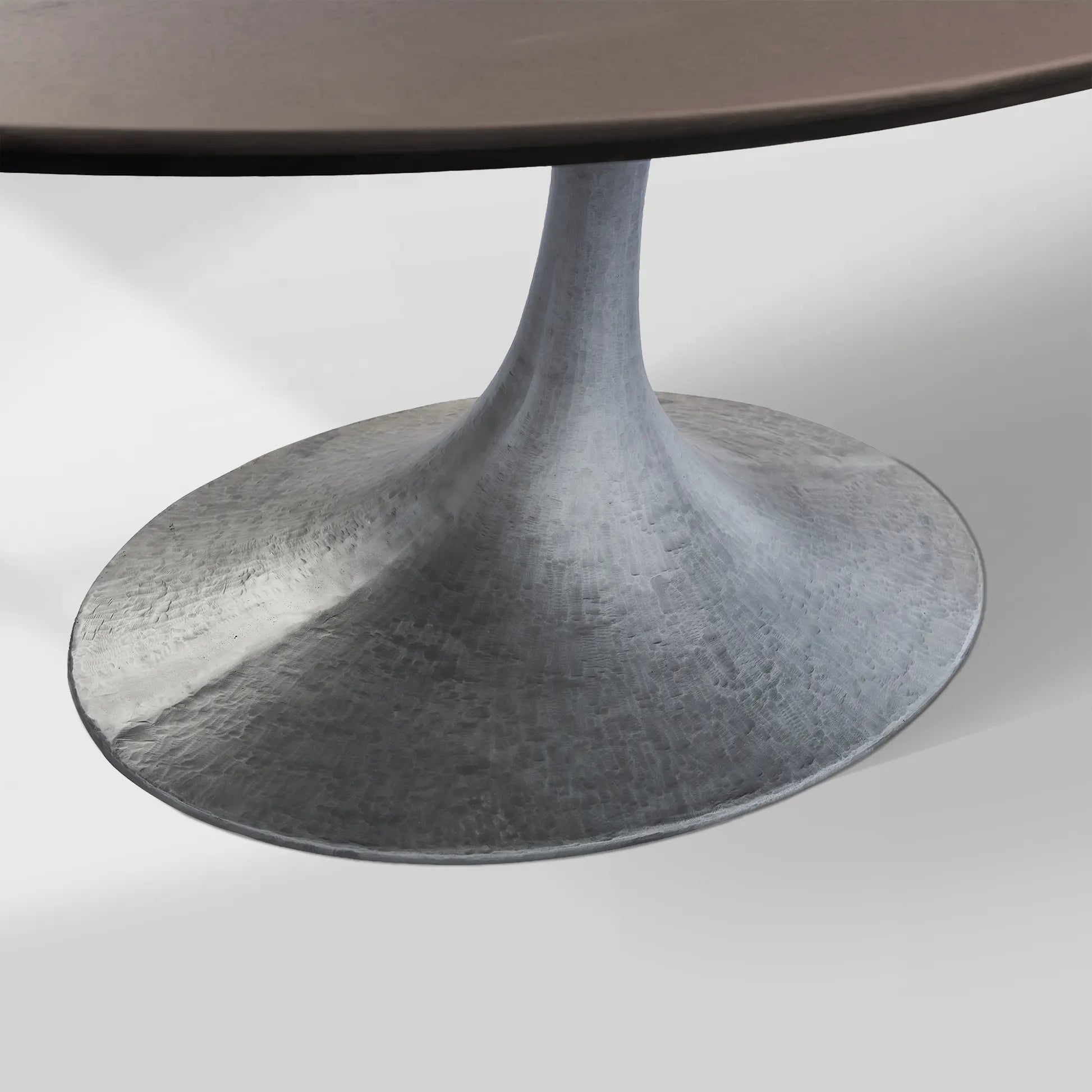 Aero Oval Solid Wood Dining Table Tulip Dining Table with Cast Steel Base