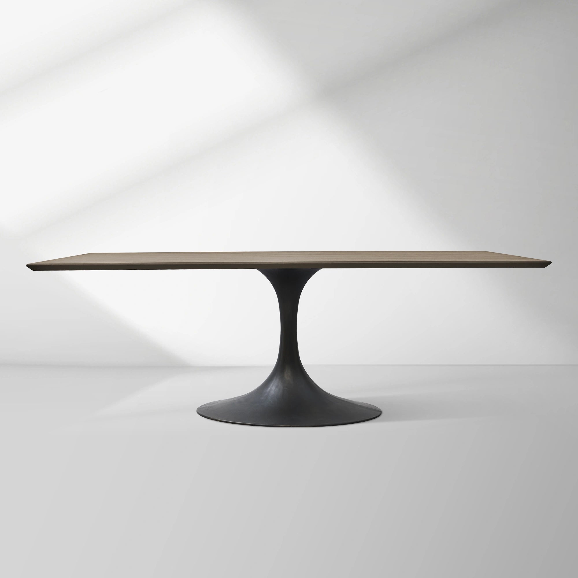 Aero Solid Wood Top Dining Table Tulip Rectangular Dining Table with Cast Steel Pedestal Base
