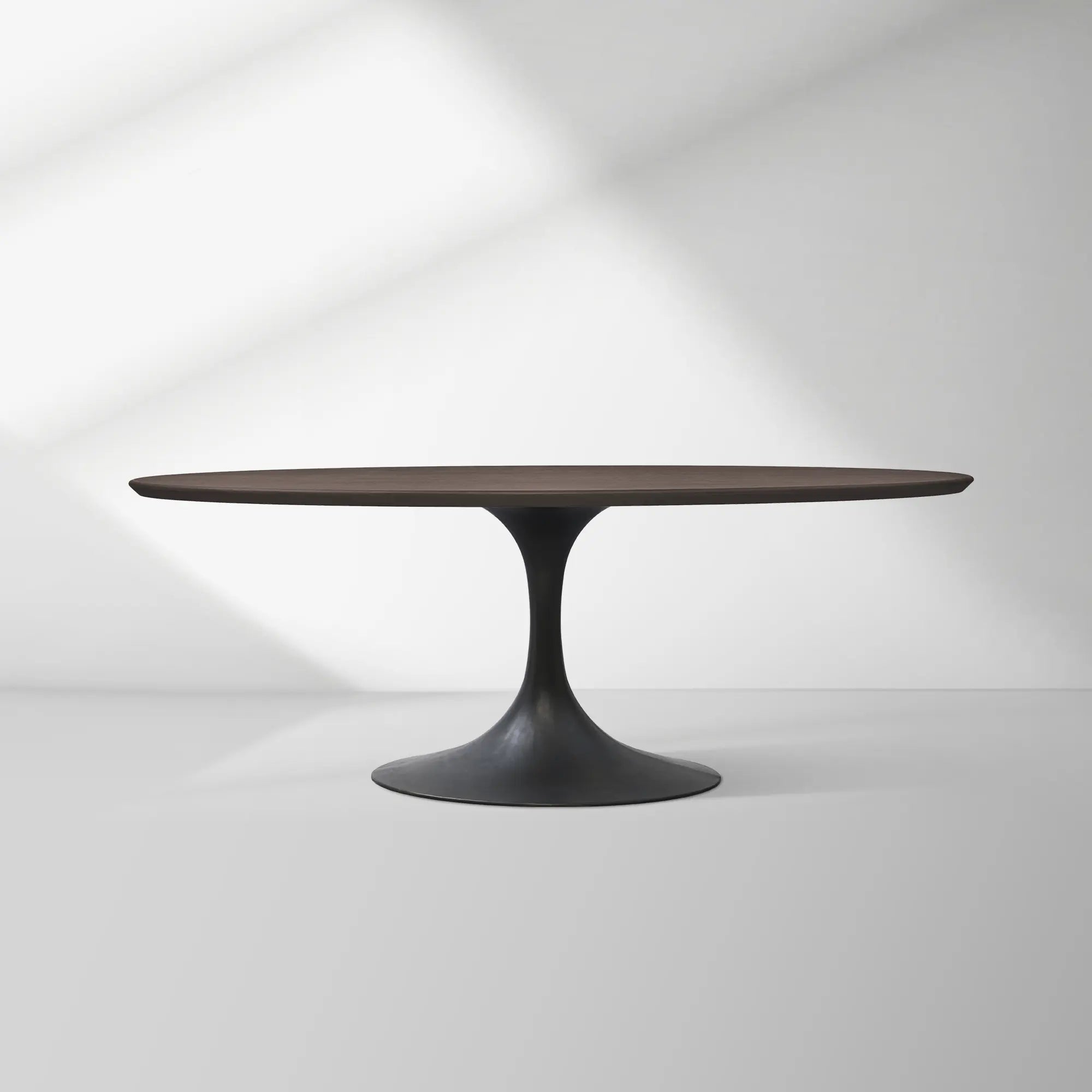 Aero Oval Solid Wood Dining Table Tulip Round Dining Table with Cast Steel Base