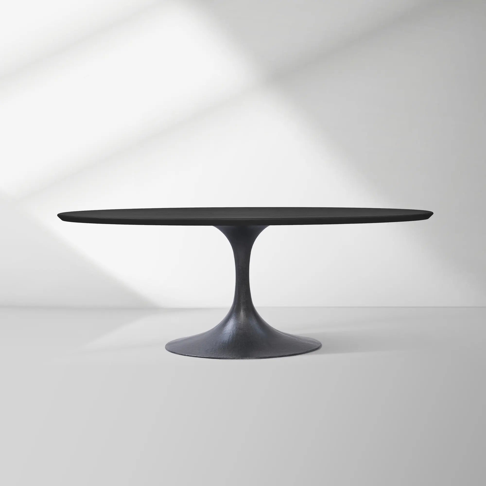 Aero Oval Solid Wood Dining Table Tulip Round Dining Table with Cast Steel Base