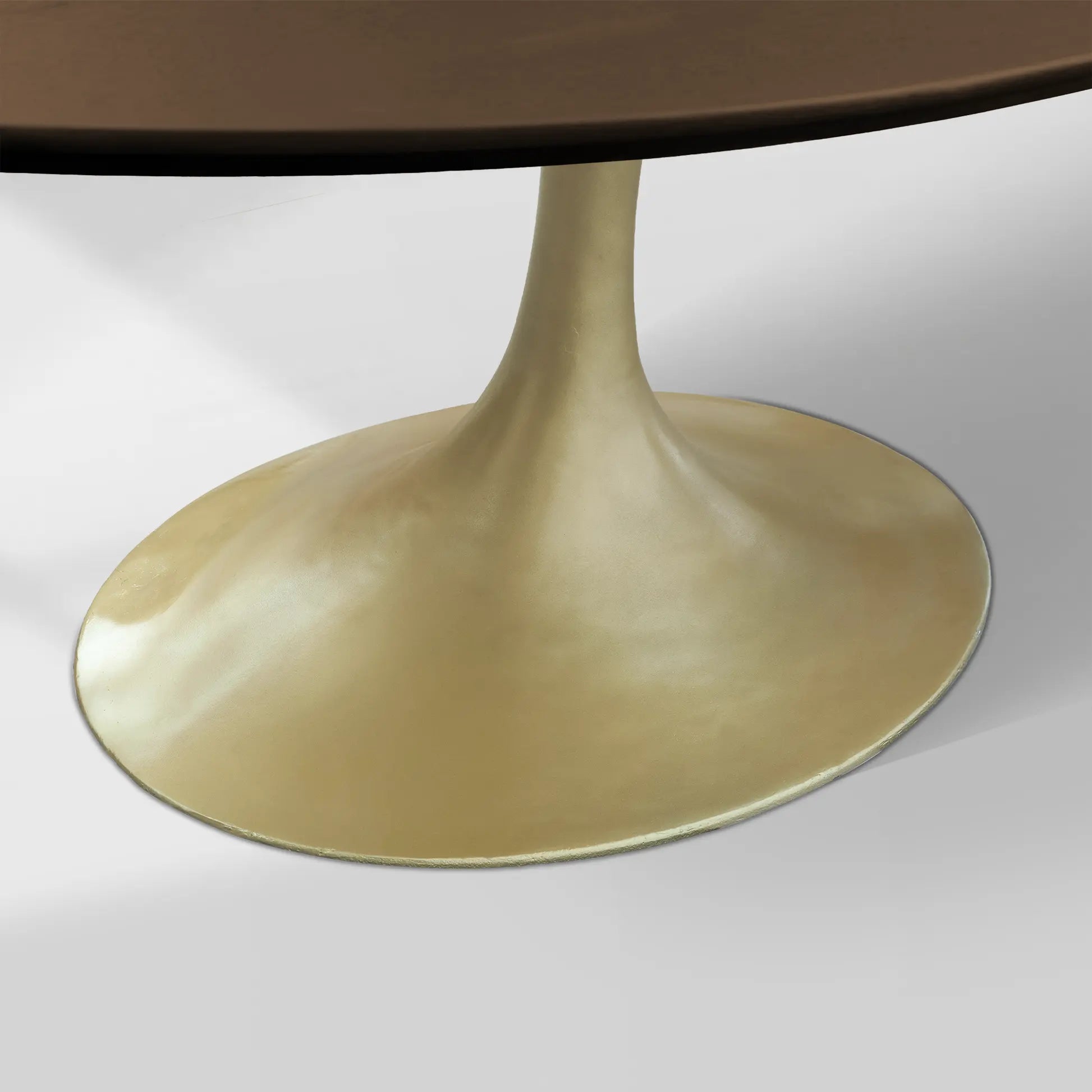 Aero Oval Solid Wood Dining Table Tulip Dining Table with Cast Steel Base
