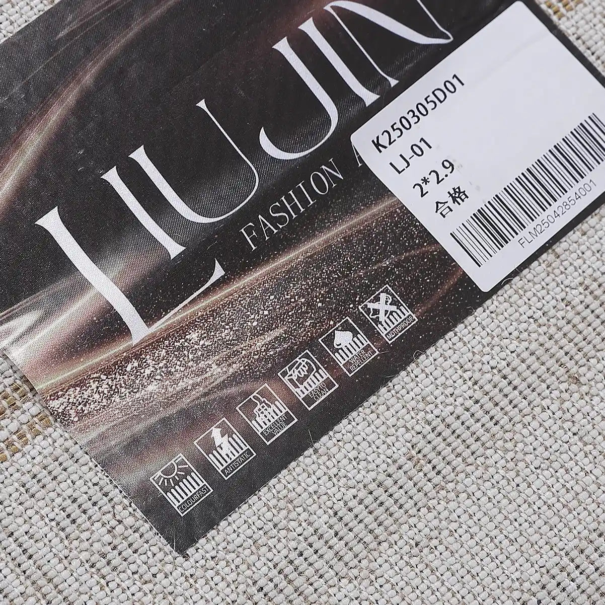 LiuJin Vertical Trace Abstract Ivory Area Rug with Minimalist Rhythm Carpet Modern Vertical Trace Texture Style
