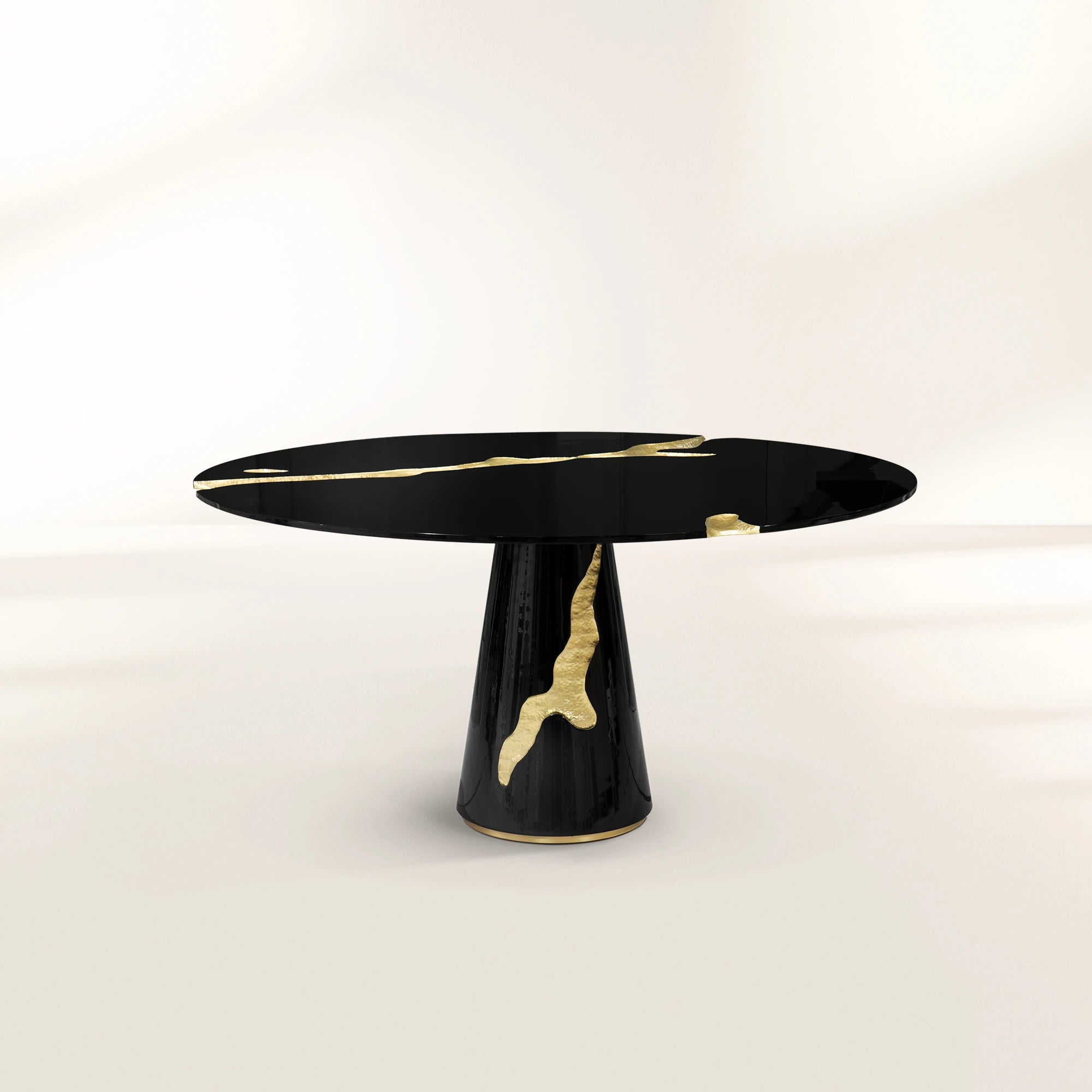 Lapiaz Black Lacquer Dining Table