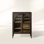 Hattie Holz-Barschrank, niedriger Weinschrank im Mid-Century-Modern-Stil aus Eiche