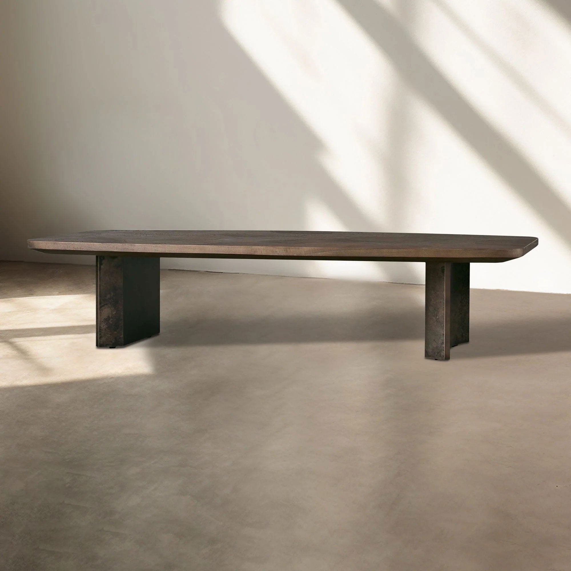 Pola Couchtisch aus Holz, Wabi-Sabi-Philosophie, Wohnzimmer-Mittel-Teetisch aus Eschenholz