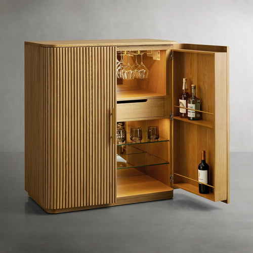 Meuble bar Finnley en bois, cave à vin de style campagnard, buffet à détails cannelés