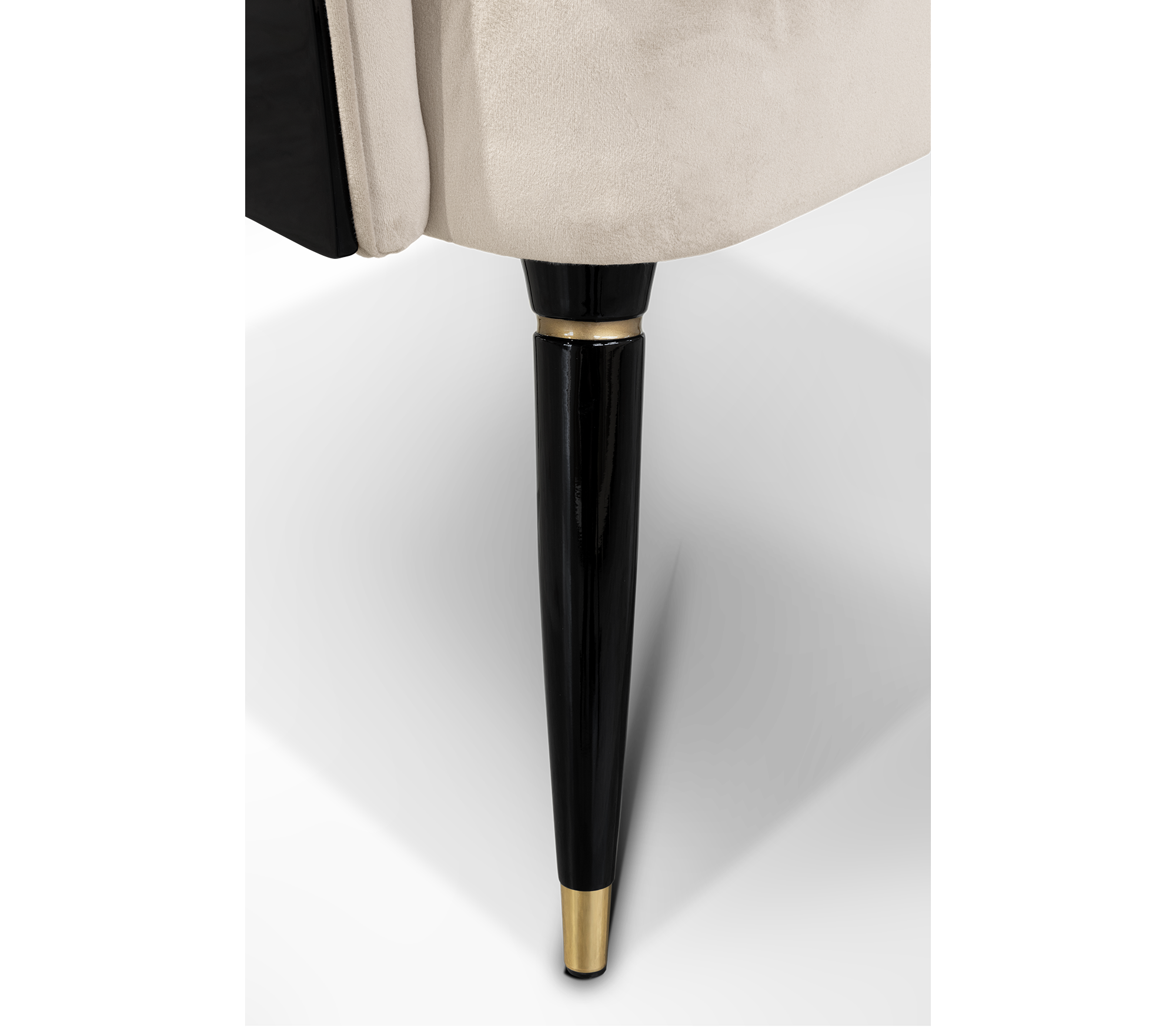 Collins with Armrest II Velvet Luxury Lacquered Dining Chair