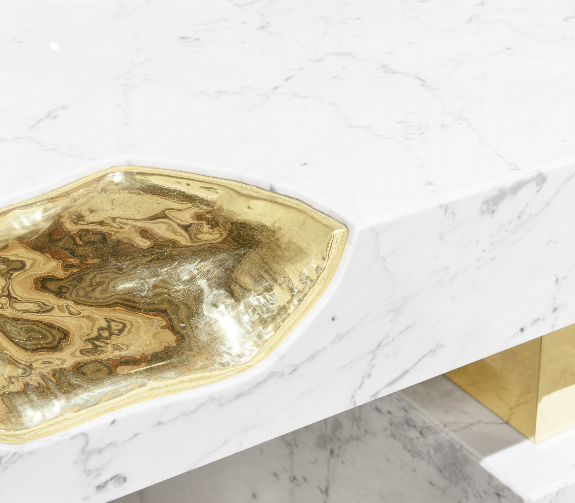 Empire Cracked Brass Inlay Marble Luxury Desk