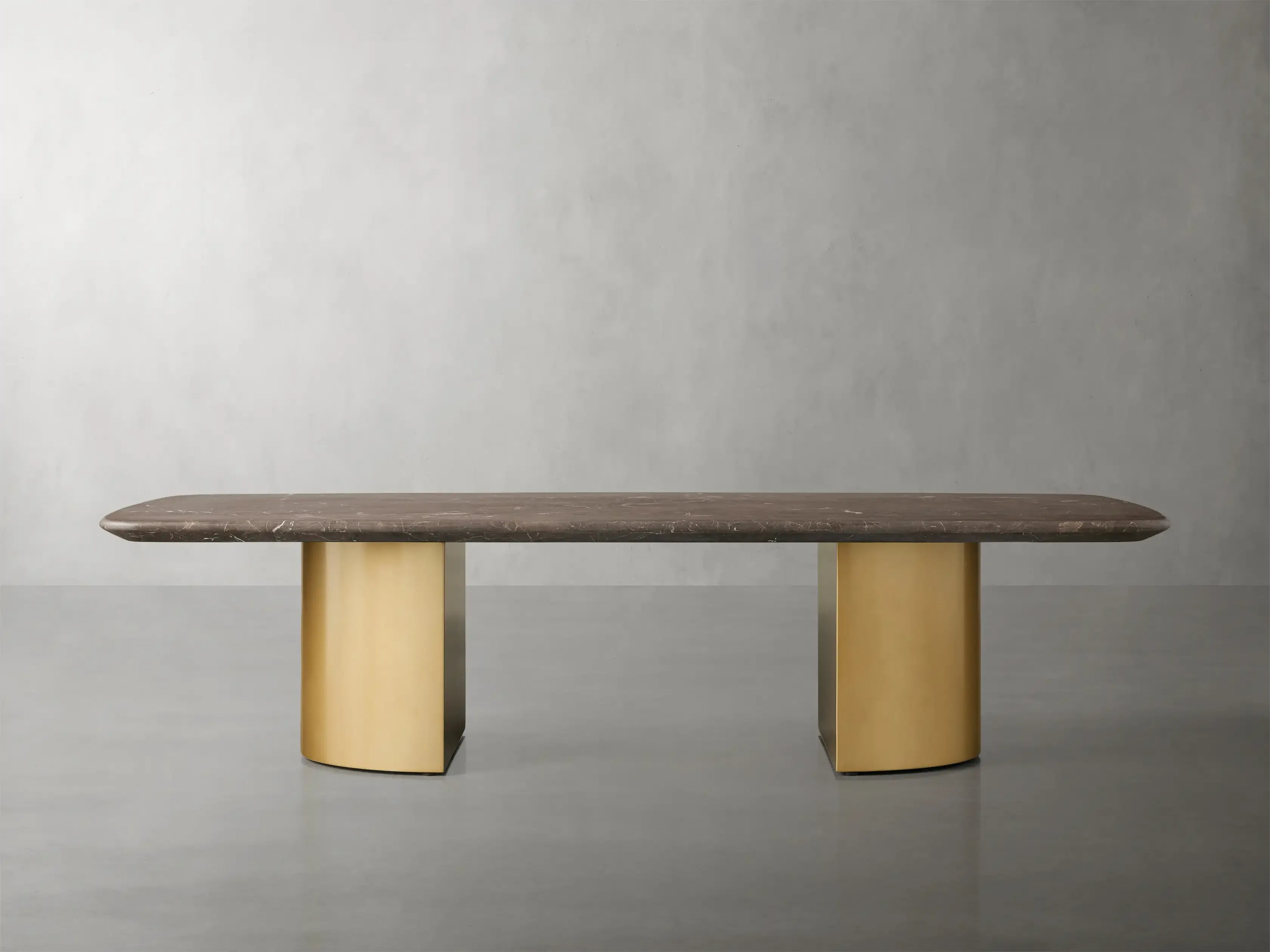 San Germani 72" Steincouchtisch mit Natursteinplatte und Dauphine Metallfuß