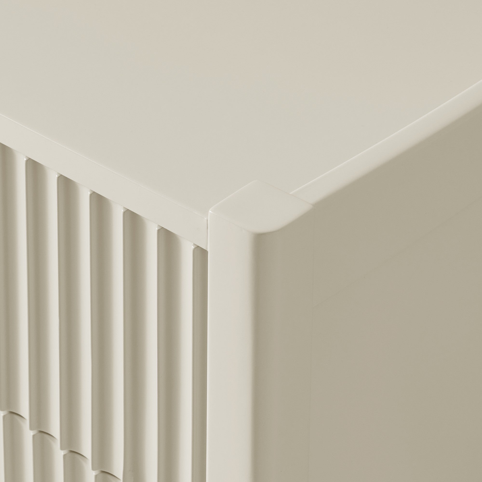 Louis 3-Drawer Cabinet Fluted Nightstand Solid Wood Bedside Nightside Table