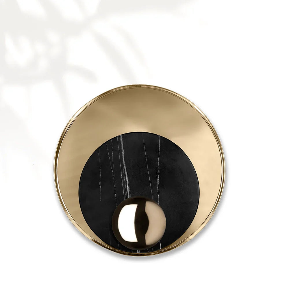 Wandleuchte „Auge des Nichts“